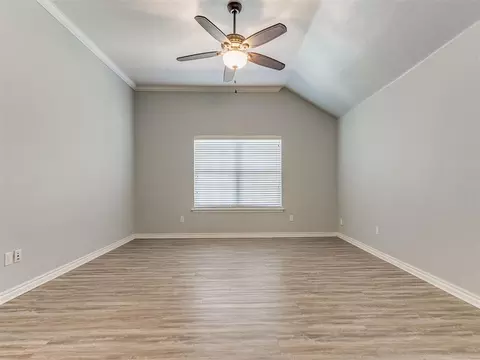 Living - 2000 Pelham Dr, Norman, OK 73071 photo 1 of 4