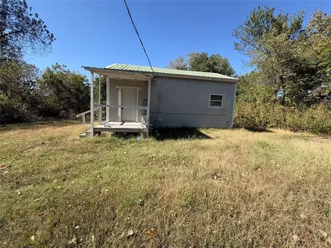 333033 E 1065 Rd, Mcloud, OK 74851