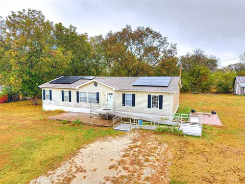 Exterior - 312 E 5th St, Wanette, OK 74878 photo 1 of 9