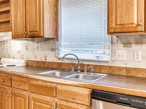 Kitchen - 312 E 5th St, Wanette, OK 74878 photo 4 of 6