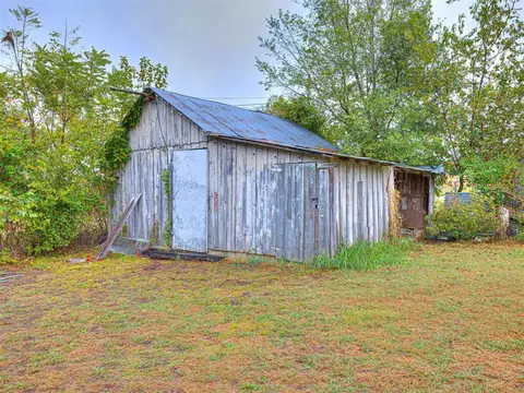 Exterior - 312 E 5th St, Wanette, OK 74878 photo 8 of 9