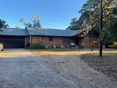 29708 Waco Rd, Mcloud, OK 74851