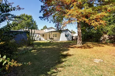 Exterior - 4808 N Willow Ave, Bethany, OK 73008 photo 5 of 7