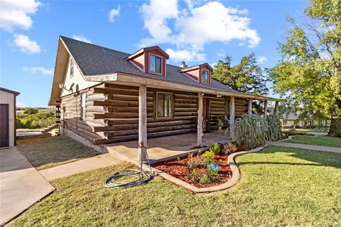 9919 N 2436 Rd, Weatherford, OK 73096