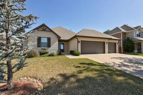 516 Mirano Ln, Edmond, OK 73034