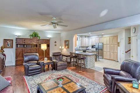 Living - 3617 Hampton Ct, Norman, OK 73072 photo 1 of 6