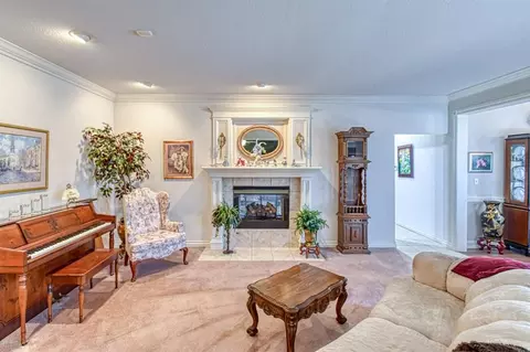Living - 3617 Hampton Ct, Norman, OK 73072 photo 1 of 4