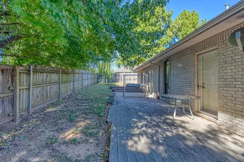 Exterior - 3617 Hampton Ct, Norman, OK 73072 photo 2 of 6