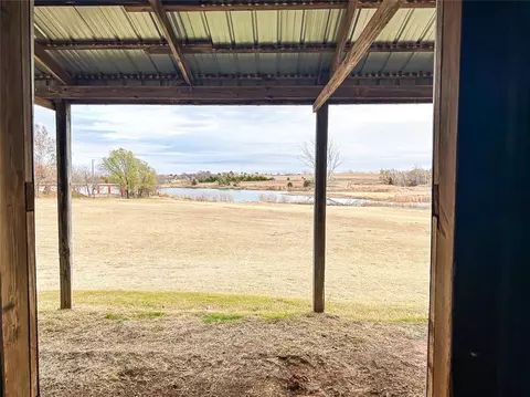 View/Area - 22526 E 1070 Rd, Clinton, OK 73601 photo 4 of 4