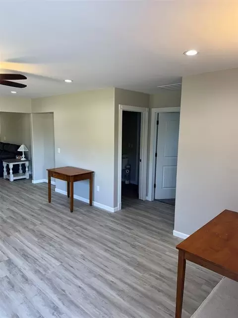 Entry Way - 22526 E 1070 Rd, Clinton, OK 73601 photo 1 of 3