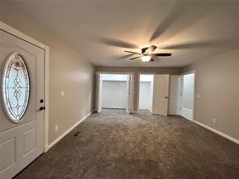 Bedroom - 22526 E 1070 Rd, Clinton, OK 73601 photo 6 of 6