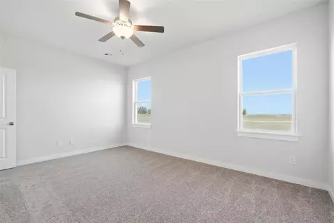 Bedroom - 1014 Prairie Dr, Tuttle, OK 73089 photo 4 of 8
