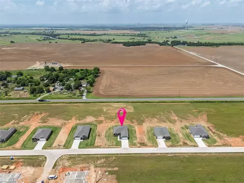 View/Area - 1014 Prairie Dr, Tuttle, OK 73089 photo 5 of 6