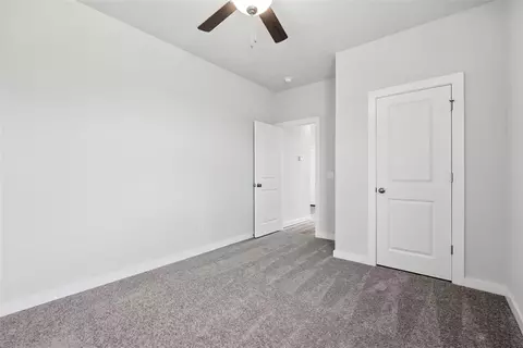 Bedroom - 1014 Prairie Dr, Tuttle, OK 73089 photo 6 of 8