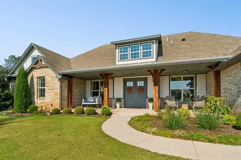 Exterior - 3205 Caleb Ct, Moore, OK 73165 photo 3 of 9