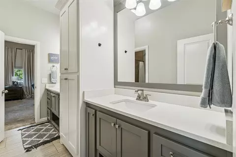 Bath - 3205 Caleb Ct, Moore, OK 73165 photo 6 of 8
