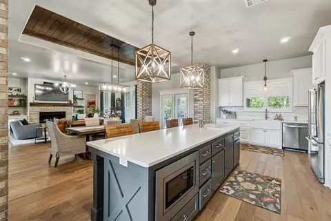 Kitchen - 3205 Caleb Ct, Moore, OK 73165 photo 5 of 5