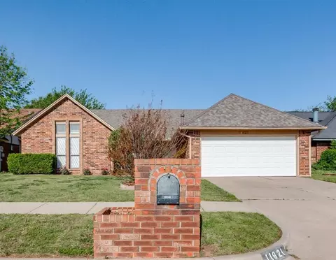 11921 Blue Moon Ave, Oklahoma City, OK 73162