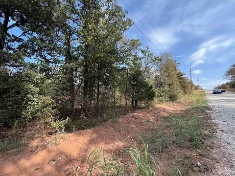 9 West St, Noble, OK 73068