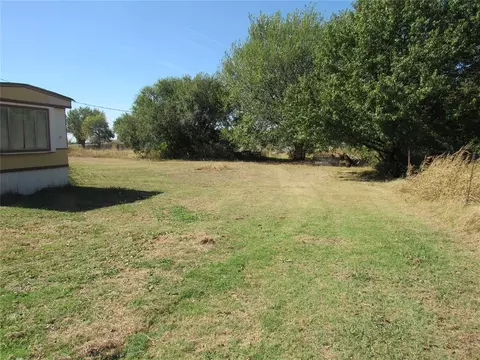 Exterior - 545 S 3rd St, Byars, OK 74831 photo 2 of 6