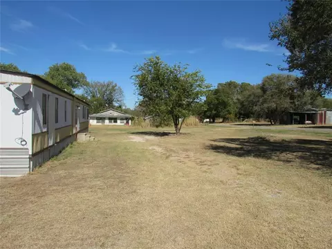 Exterior - 545 S 3rd St, Byars, OK 74831 photo 6 of 6