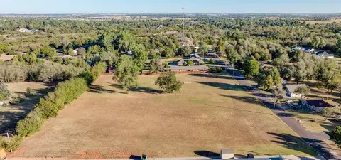 227 N Carol Ter, Mustang, OK 73064