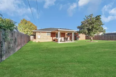 Exterior - 313 William Dr, Altus, OK 73521 photo 5 of 5