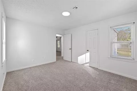 Bedroom - 6450 Mocella S, Noble, OK 73068 photo 3 of 4