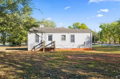 Exterior - 6450 Mocella S, Noble, OK 73068 photo 4 of 5