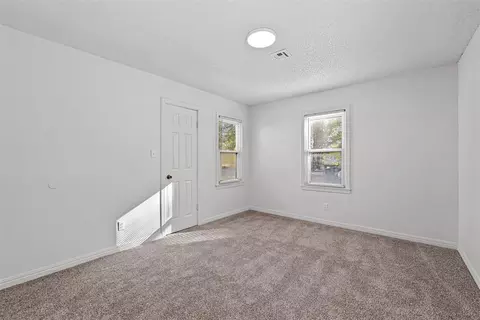 Bedroom - 6450 Mocella S, Noble, OK 73068 photo 4 of 4