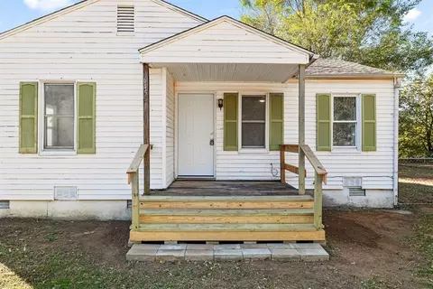 Exterior - 6450 Mocella S, Noble, OK 73068 photo 2 of 5