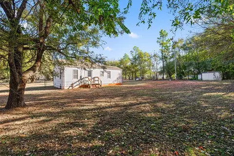 Exterior - 6450 Mocella S, Noble, OK 73068 photo 3 of 5