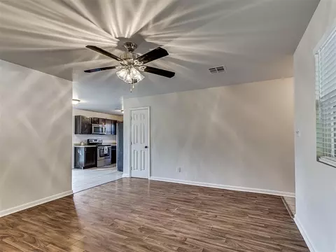 Living - 1218 E Boyd St, Norman, OK 73071 photo 2 of 3