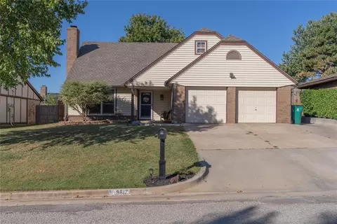9817 Honeysuckle Rd, Oklahoma City, OK 73159