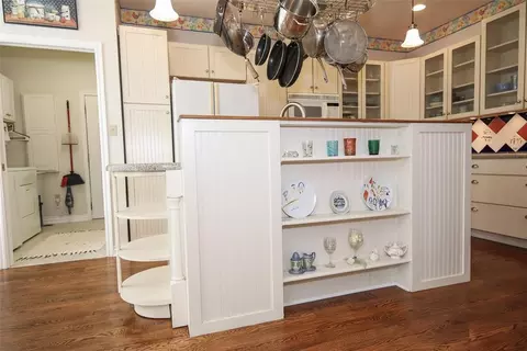 Kitchen - 10613 E 33rd St, Jones, OK 73049 photo 4 of 5