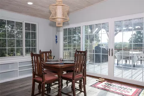 Dining - 10613 E 33rd St, Jones, OK 73049 photo 4 of 5