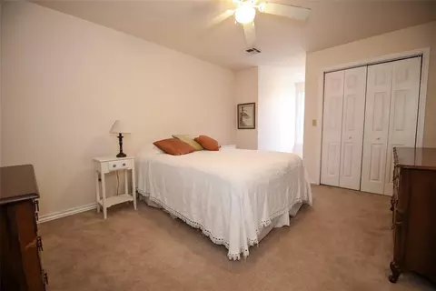 Bedroom - 10613 E 33rd St, Jones, OK 73049 photo 2 of 5