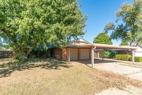Other - 1105 NE Spruce St, Moore, OK 73160 photo 1 of 4