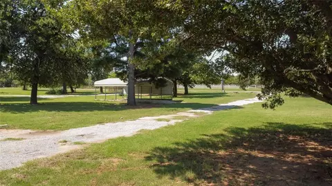 2305 Walnut Dr, Tuttle, OK 73089 photo 42
