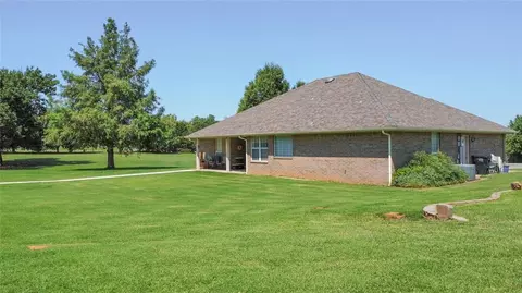 2305 Walnut Dr, Tuttle, OK 73089 photo 37