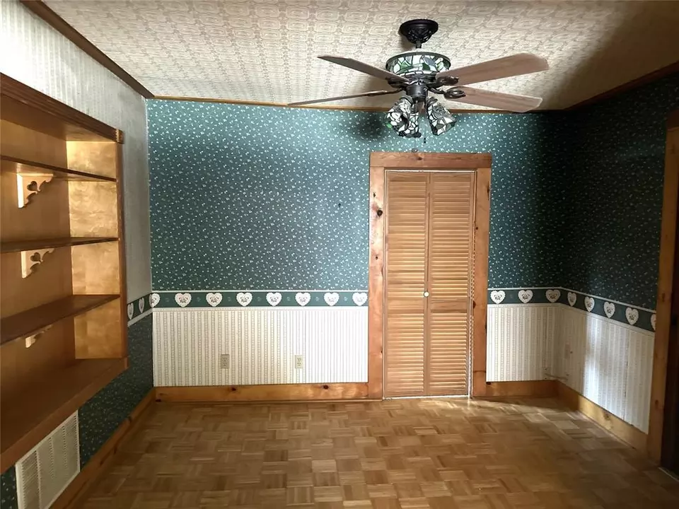 Bedroom - 413 Main St, Maysville, OK 73057 photo 1 of 2