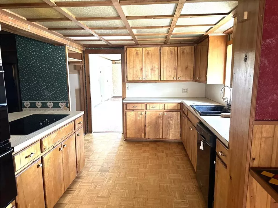 Kitchen - 413 Main St, Maysville, OK 73057 photo 2 of 2