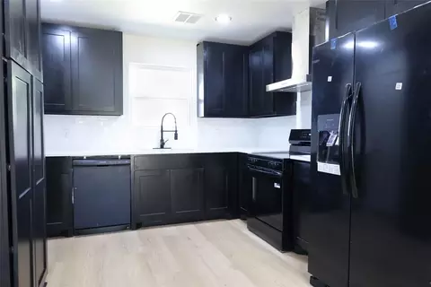 Kitchen - 1406 Abbey Dr, Norman, OK 73071 photo 1 of 1