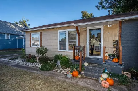 1217 W Mansur Ave, Guthrie, OK 73044