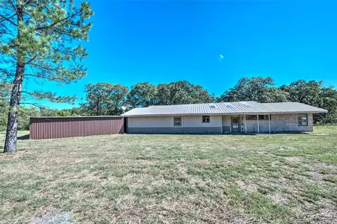 9782 Highway 377 Hwy, Kingston, OK 73439