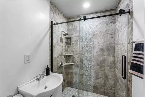 1033 SW Binkley St, Oklahoma City, OK 73109
