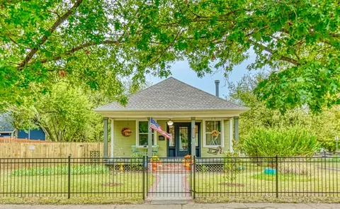 320 N Peters Ave, Norman, OK 73069