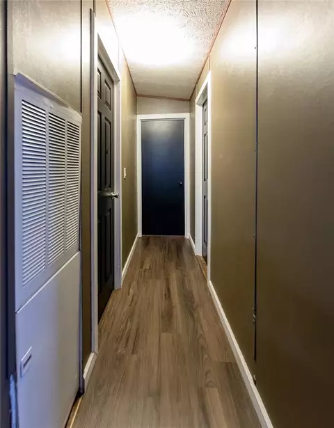 Entry Way - 302 N 8th St, Hammon, OK 73650 photo 1 of 1