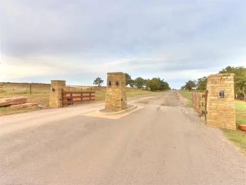 21 Rockys Way, Arcadia, OK 73007