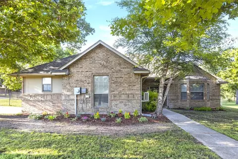 1054 White Tail Ct, Guthrie, OK 73044